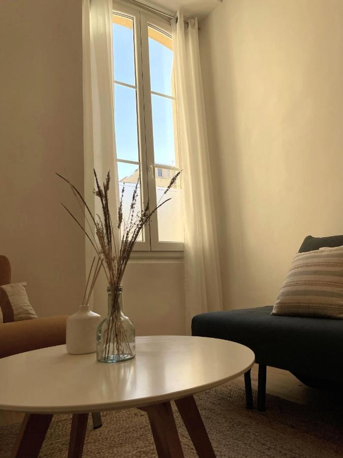 Cozy One Bedroom Apartment-City Center Nice Exterior foto